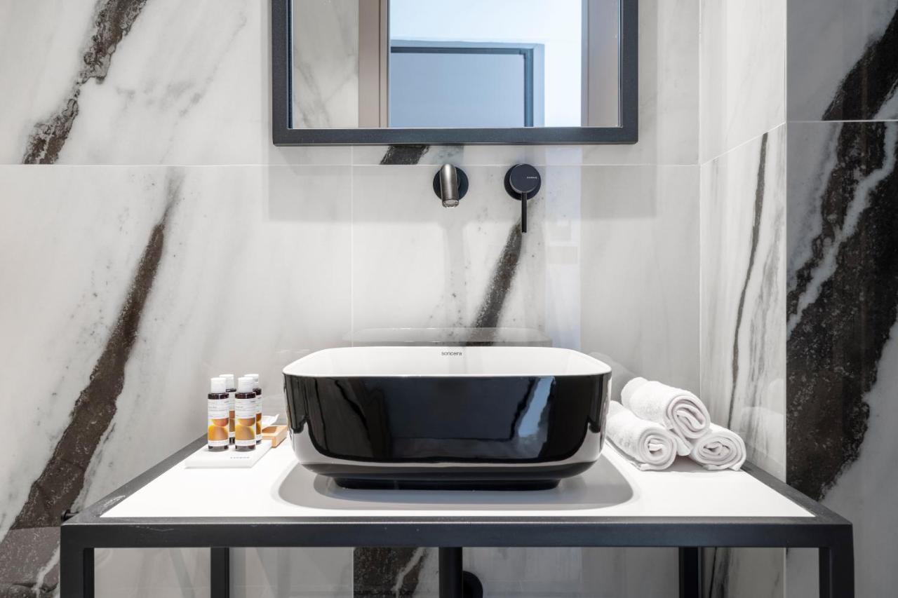 Ermou 40 Suites Athens Ngoại thất bức ảnh