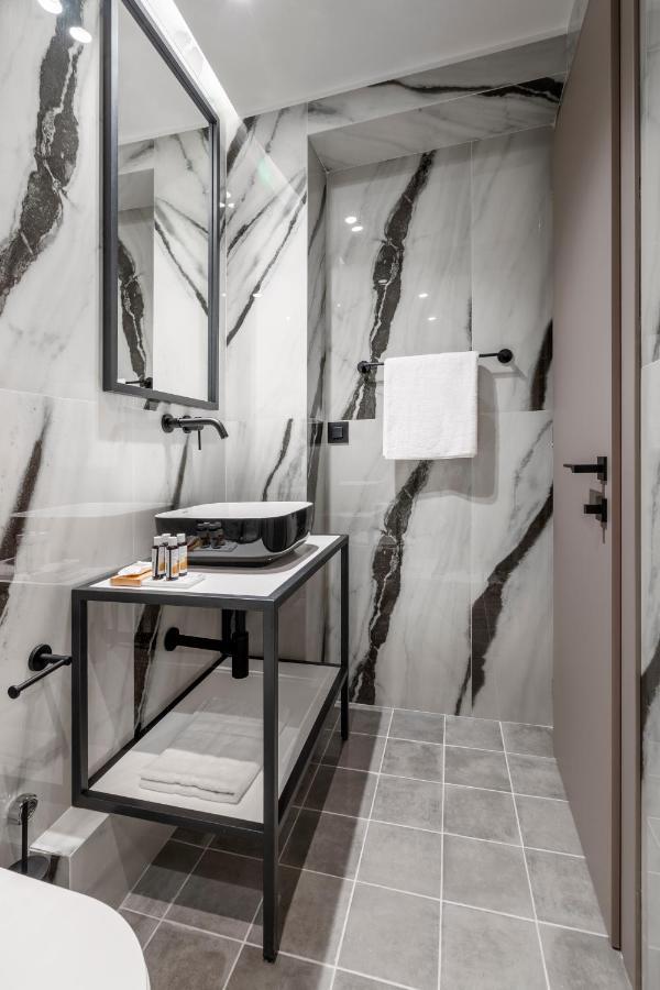 Ermou 40 Suites Athens Ngoại thất bức ảnh